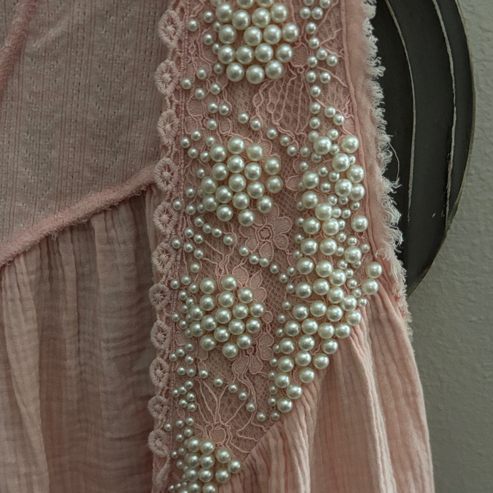 NWOT Pol Pink Sleeveless vest with Pearl and lace Embellishments oversized nwot - Picture 4 of 6